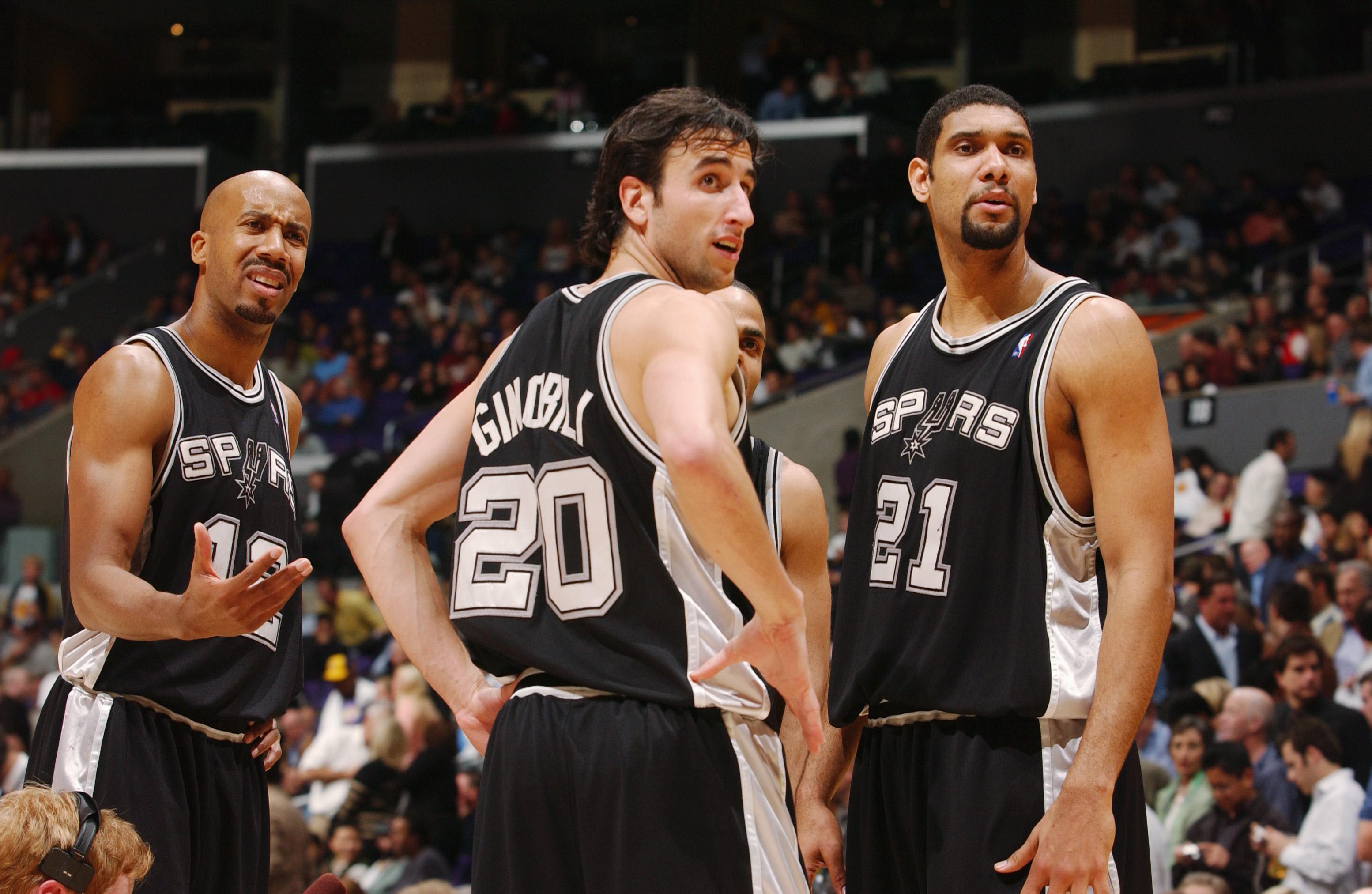 很多人打斗 很多人打斗