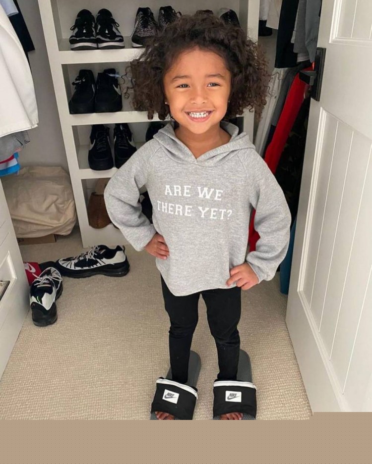 案例设定 案例设定